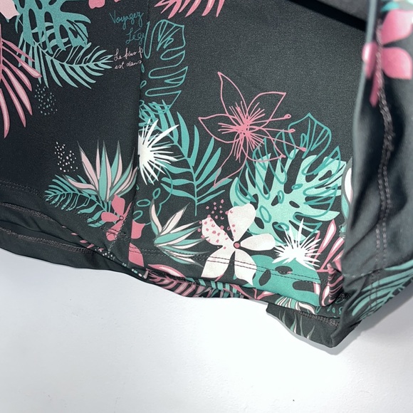 Message Factory Skort - Picture 4 of 9